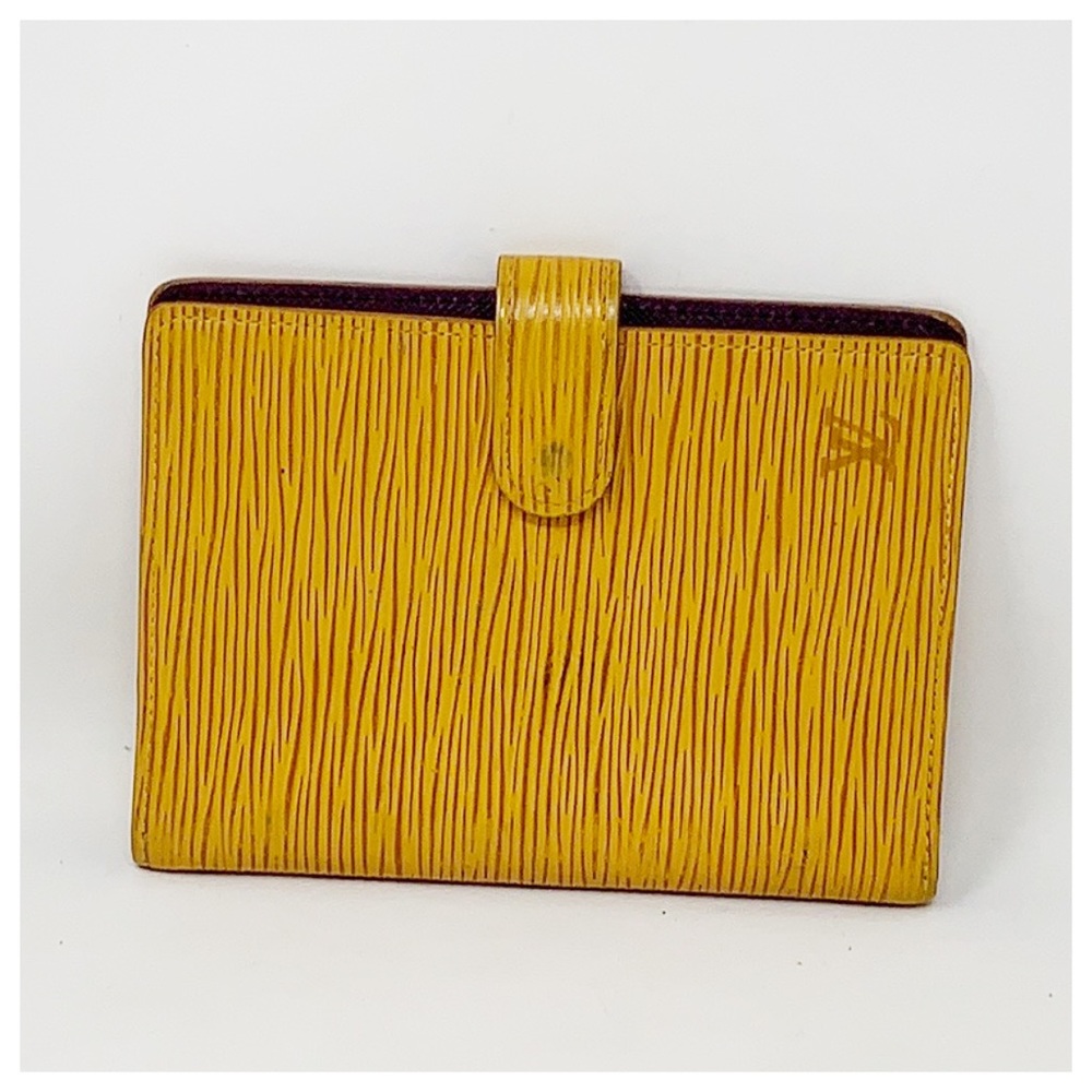 Authentic Louis Vuitton Epi Agenda Wallet